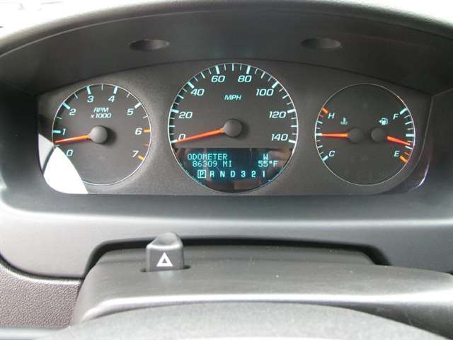 Chevrolet Impala 2010 photo 18